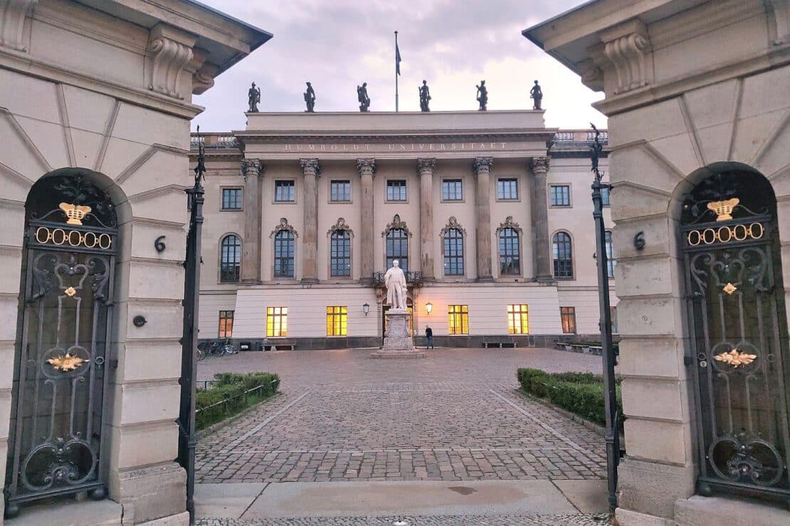 Staatsvertrag für Katholisches Institut an Berliner Humboldt-Universität unterzeichnet