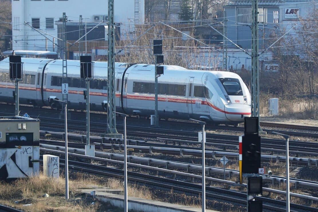 Verkehrsminister dämpft Pünktlichkeitsziele für DB-Fernverkehr