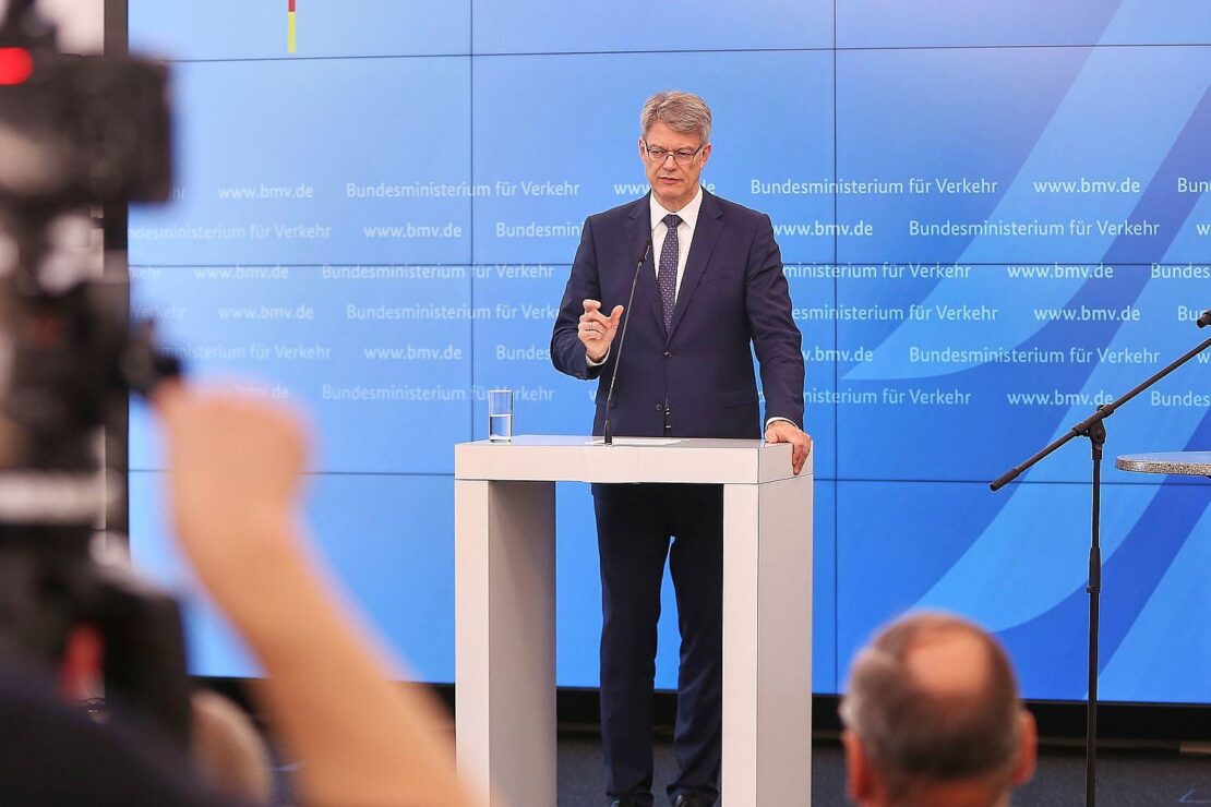 Verkehrsminister sieht "Deutschlandticket" bis 2030 gesichert