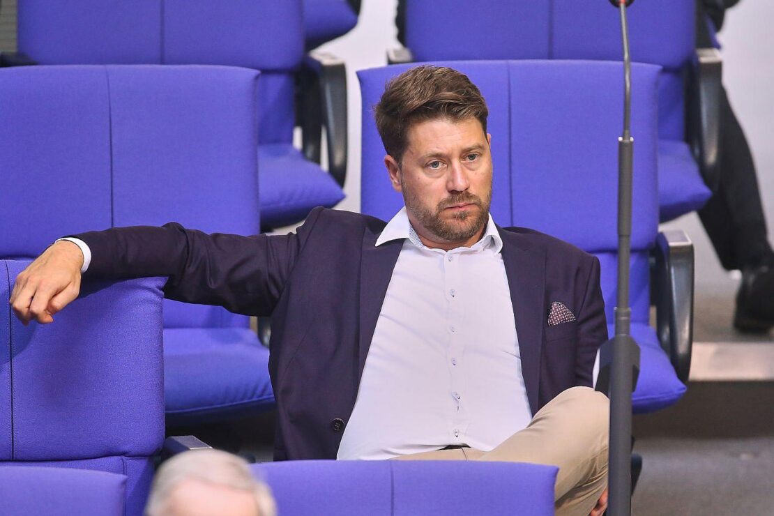 AfD Bremen wählt Minich erneut zum Vorsitzenden