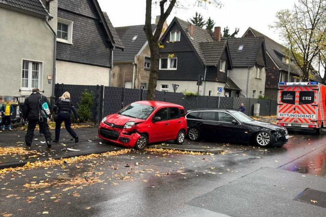 BMW-Fahrer nach Unfall in Duisburg verletzt