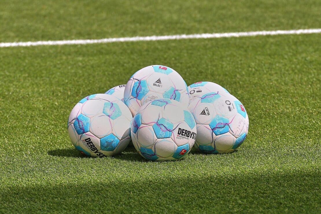 Berliner Handelsverband spendet Sportausrüstung für namibisches Projekt