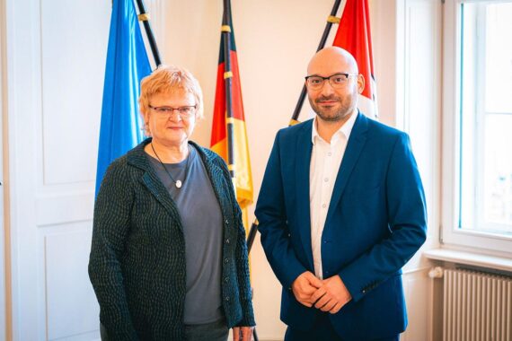 René Wilke und Maria Nooke diskutieren Entschädigungen für SED-Opfer in Brandenburg.