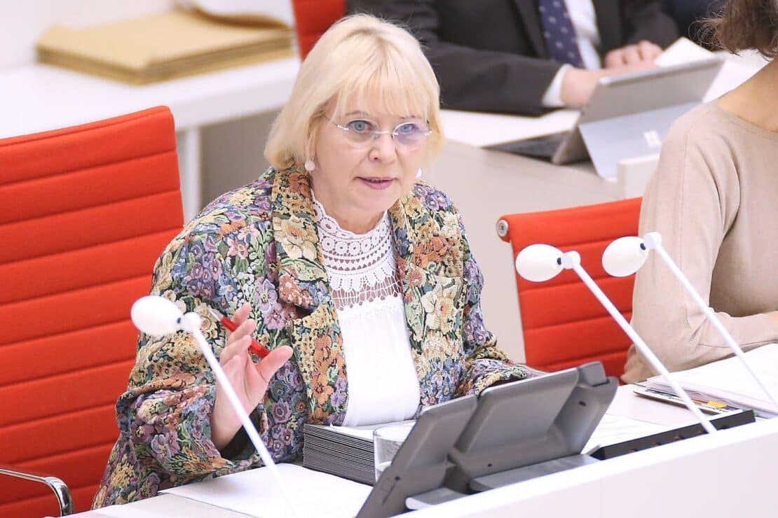 Brandenburgs Landtagspräsidentin bei Einheitsfeiern in Saarbrücken