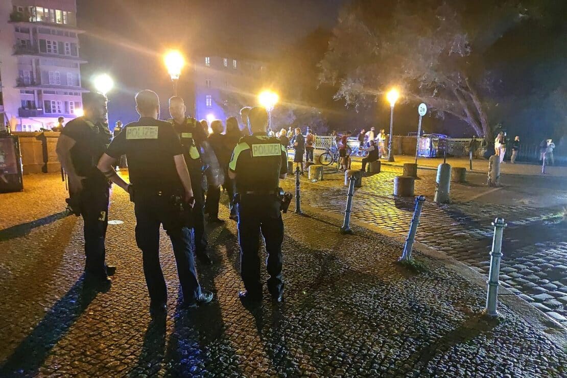 Dobrindt will Schwerpunkteinsätze an Kriminalitäts-Hotspots