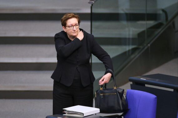 Klara Geywitz wird neue Vizepräsidentin des Bundesrechnungshofs; Berufung steht bevor.