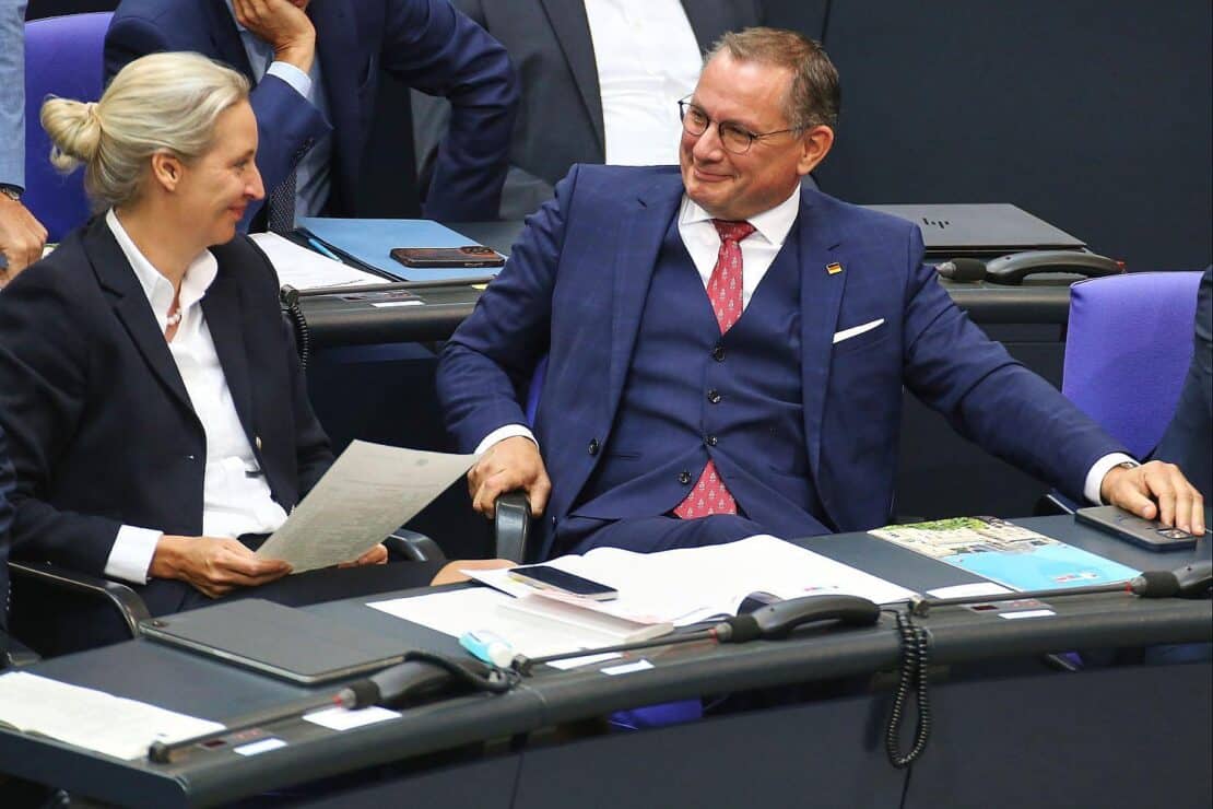 Insa: AfD baut Vorsprung zur Union aus