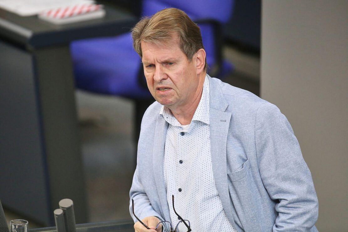 Krach um Wehrdienst-Gesetz: Stegner kritisiert Beratungsverfahren