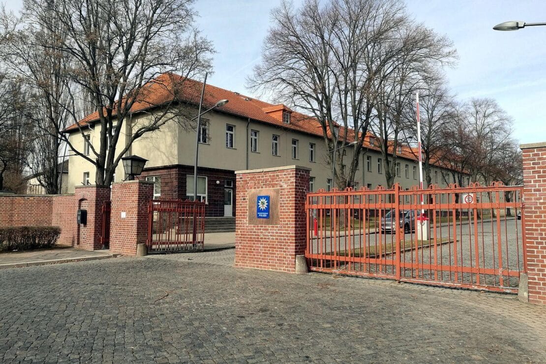 Linke fordert Aufklärung rechtsextremer Vorfälle an Polizeischule Aschersleben