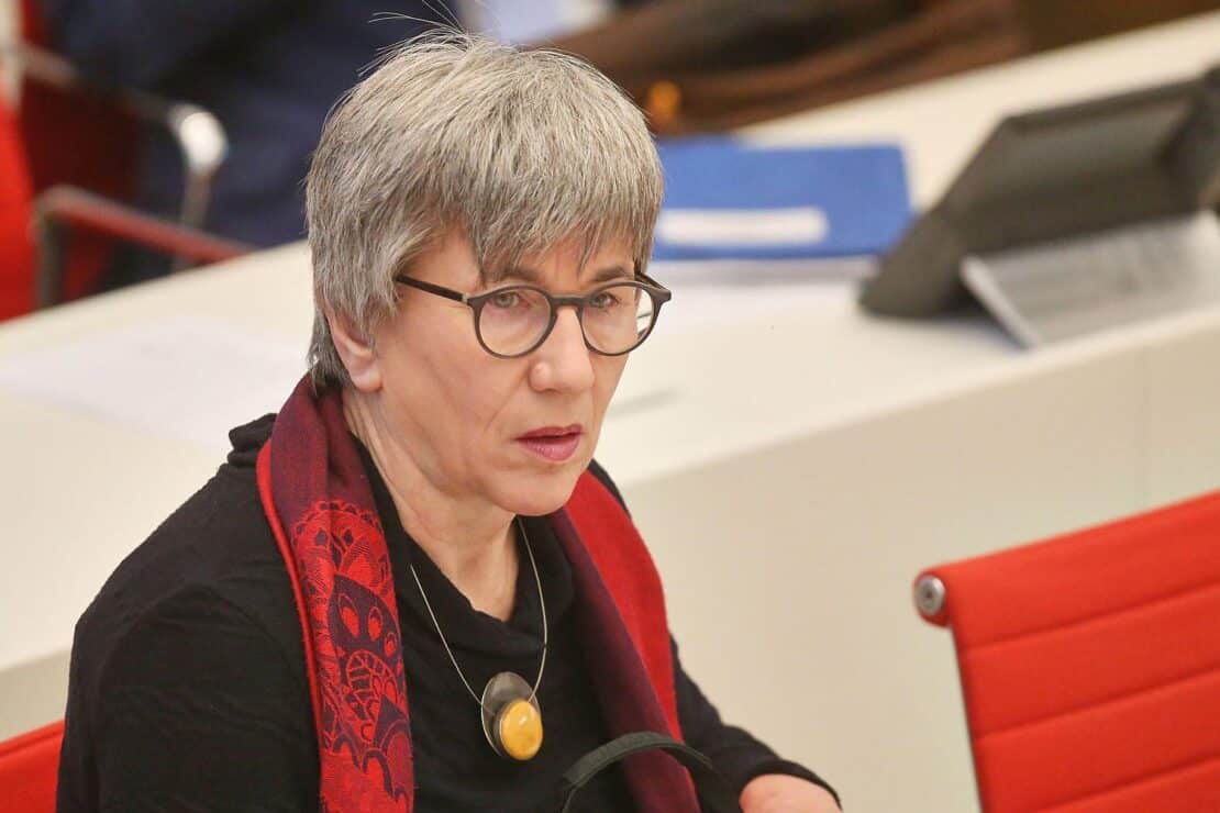 Ministerin Schneider würdigt Entwicklung Barnims bei Einheitsfeier