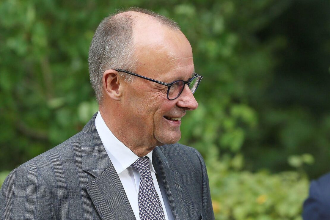 Politbarometer: Union setzt sich von AfD wieder ab