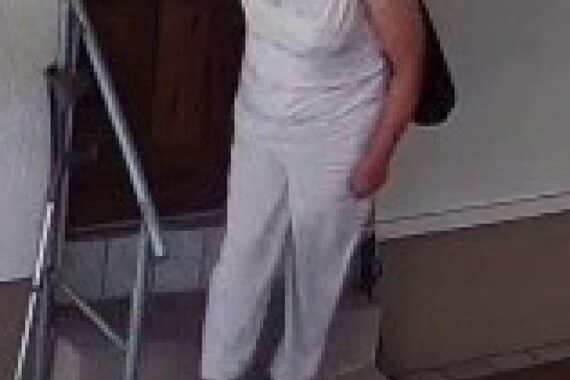 Fahndungsbild einer weiblichen Diebin, gesucht nach Hausdiebstahl in Lipprechterode.