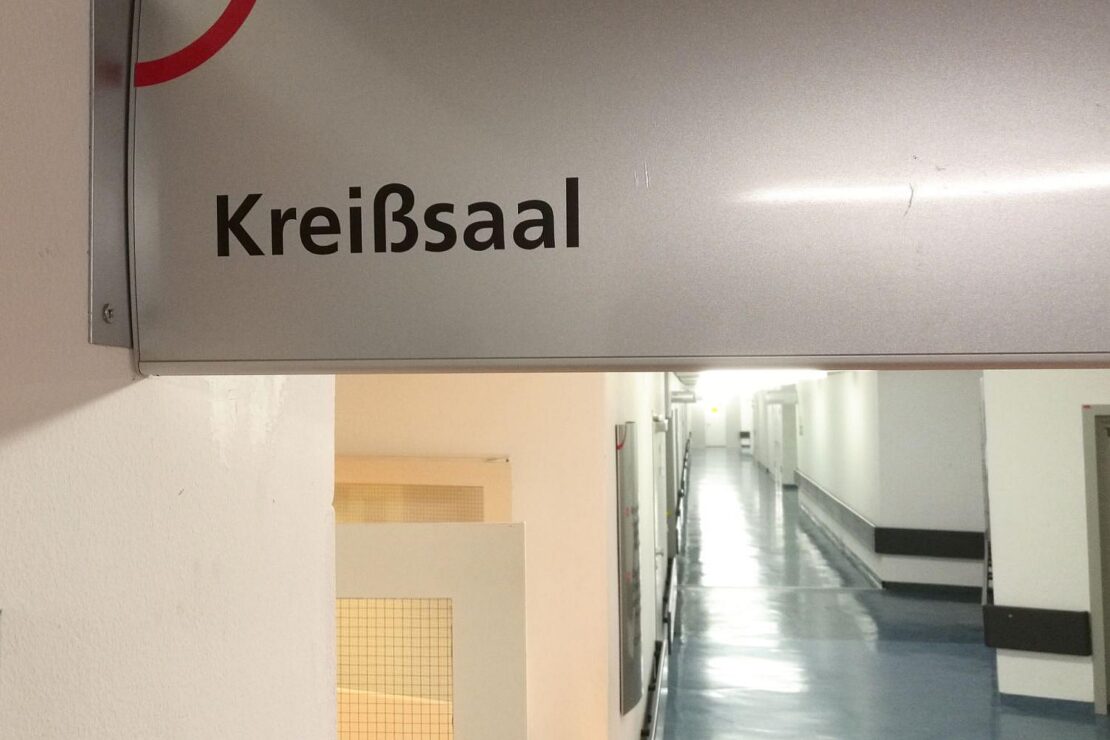 SPD fordert faire Bezahlung für Hebammen in Bayern