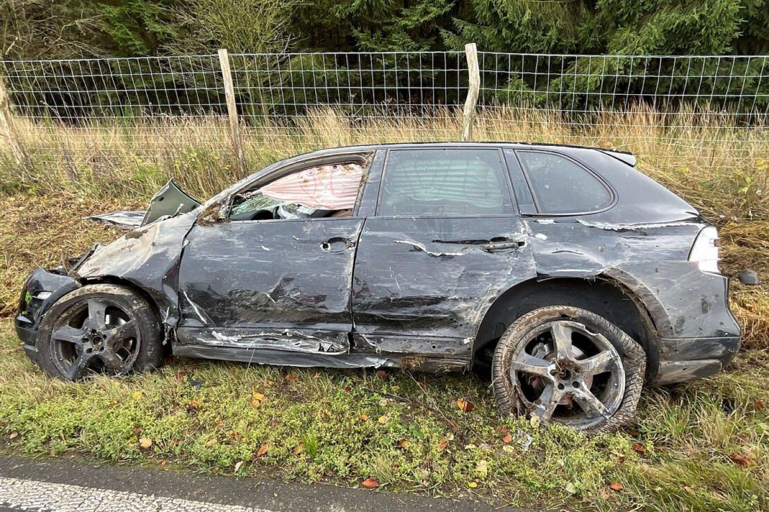 Schwerer Unfall auf B399 bei Hürtgenwald