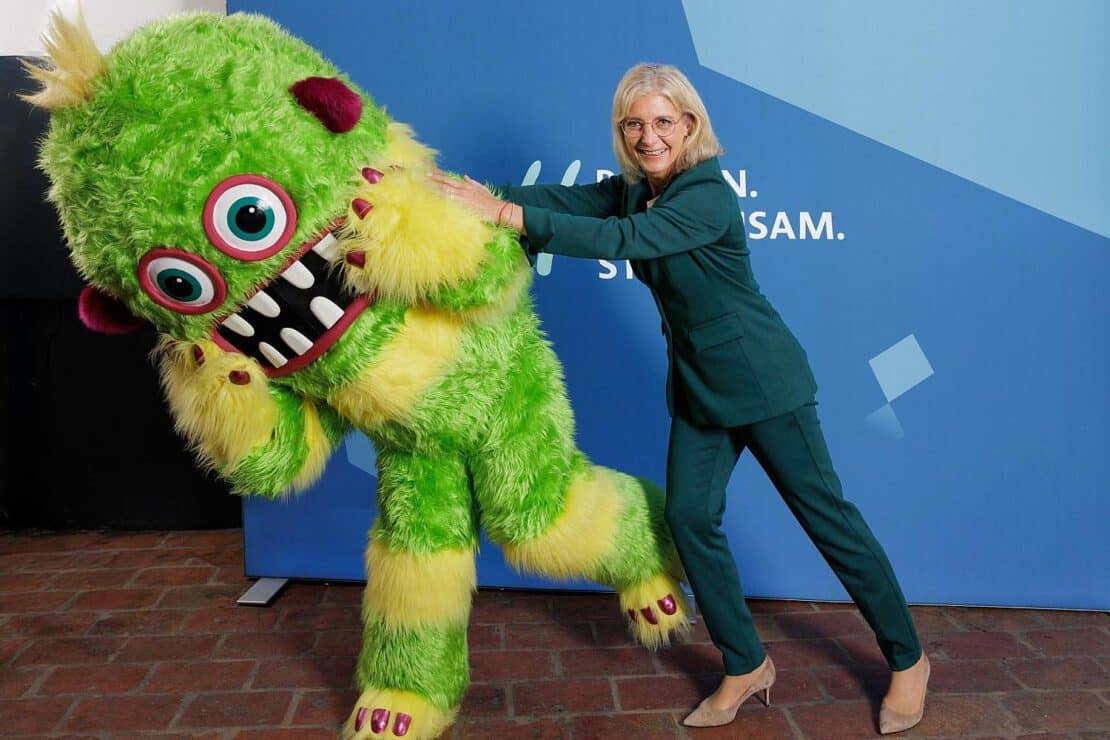 Sozialministerin Scharf will Rollenmonster aus den Köpfen verbannen