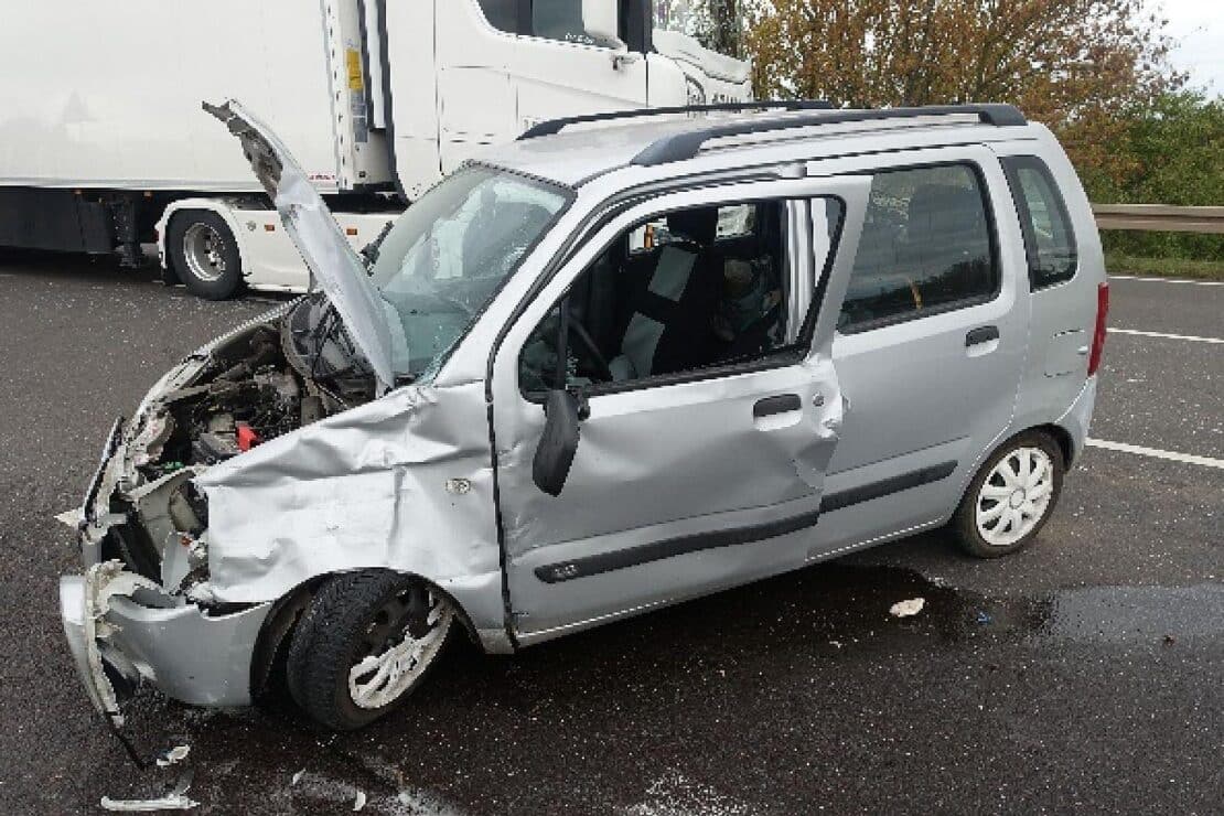 Unfall auf B71 bei Barleben verursacht Verkehrsbehinderungen