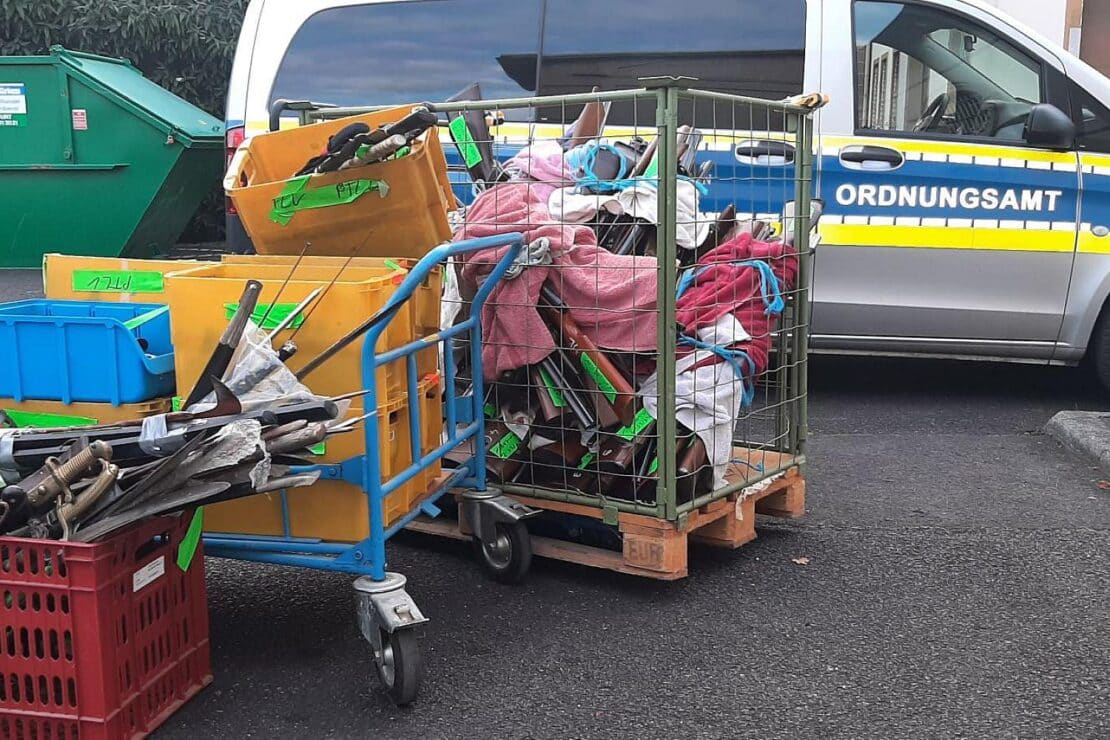 Wiesbadener Ordnungsamt vernichtet mehr als 300 Schusswaffen