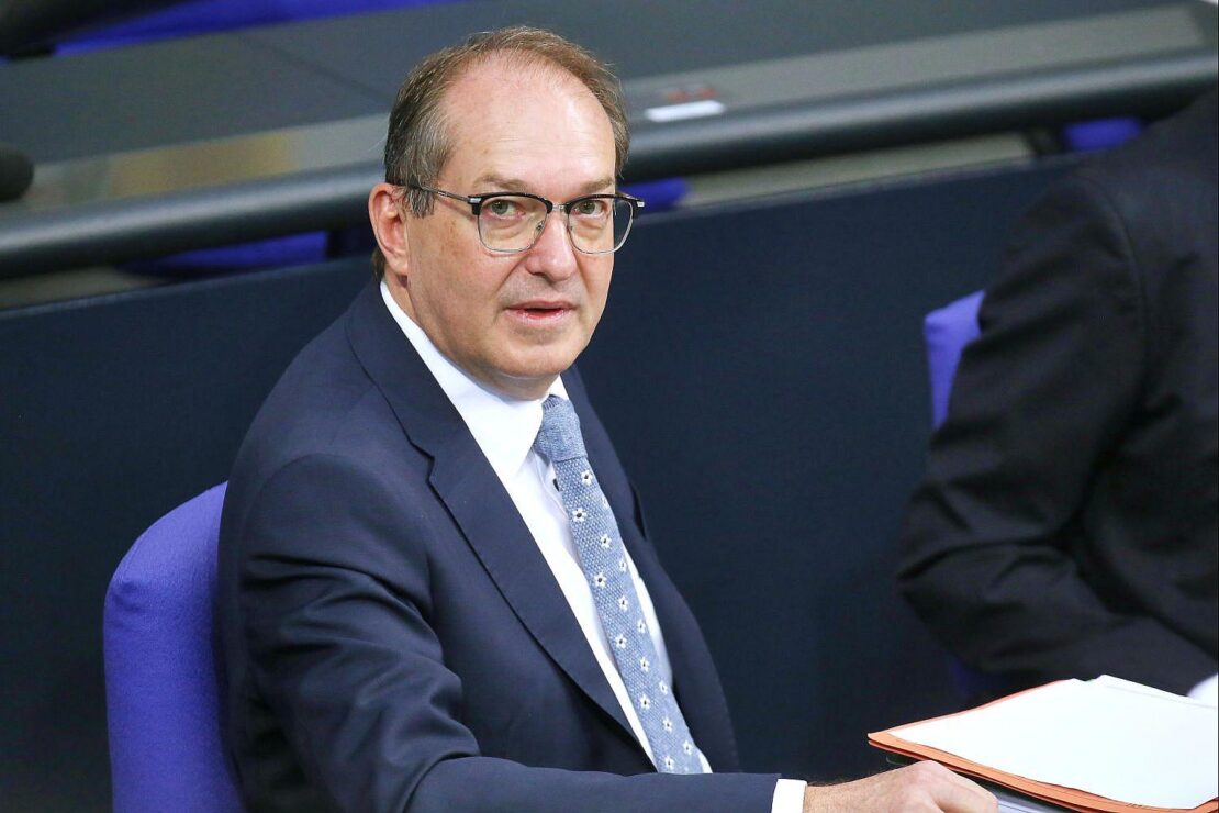 Zustimmung für Dobrindt-Pläne zu Cyber-Abwehrschlägen im Ausland