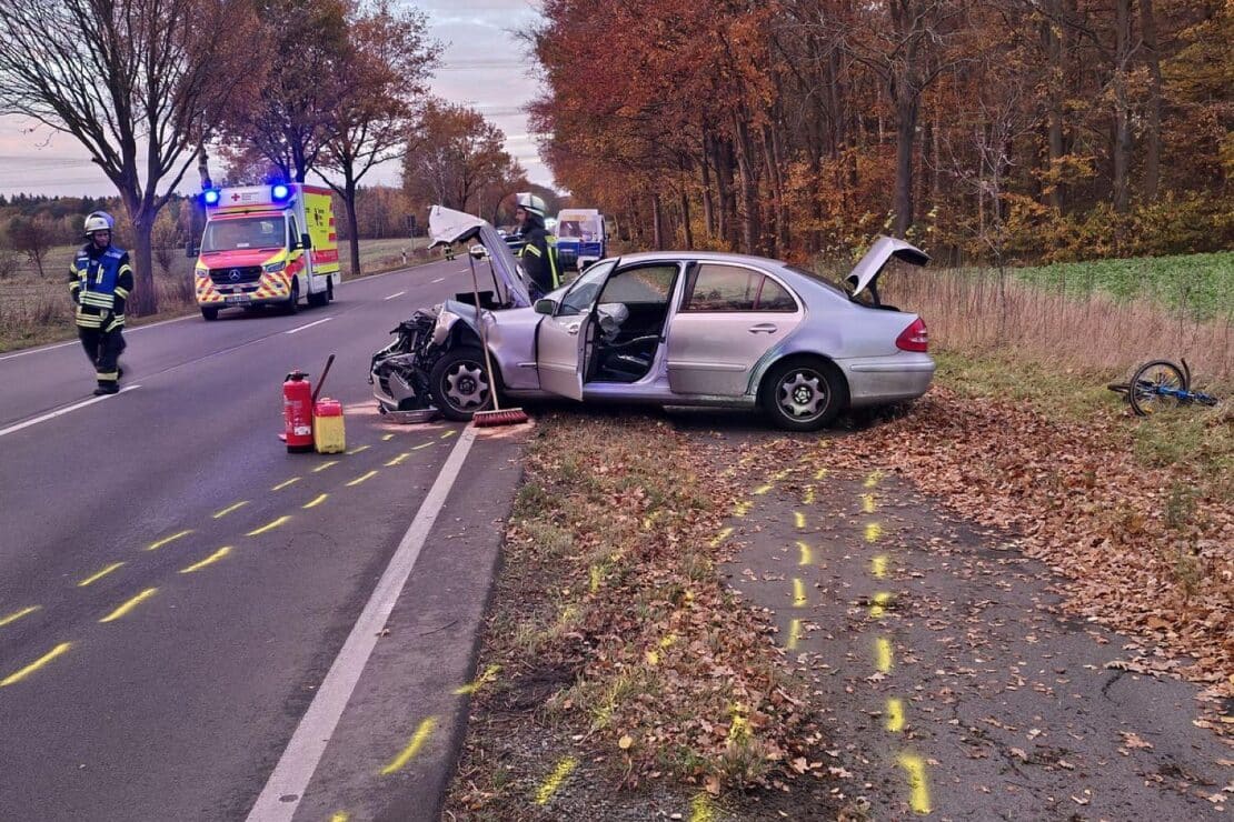 Auffahrunfall auf B73 bei Dollern verletzt zwei Personen