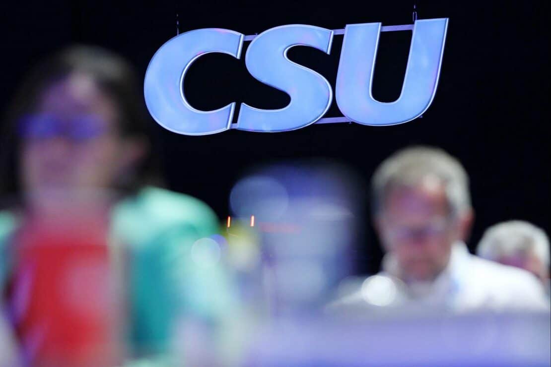 CSU-Fraktion berät mit Extremismusforscher über Demokratieschutz