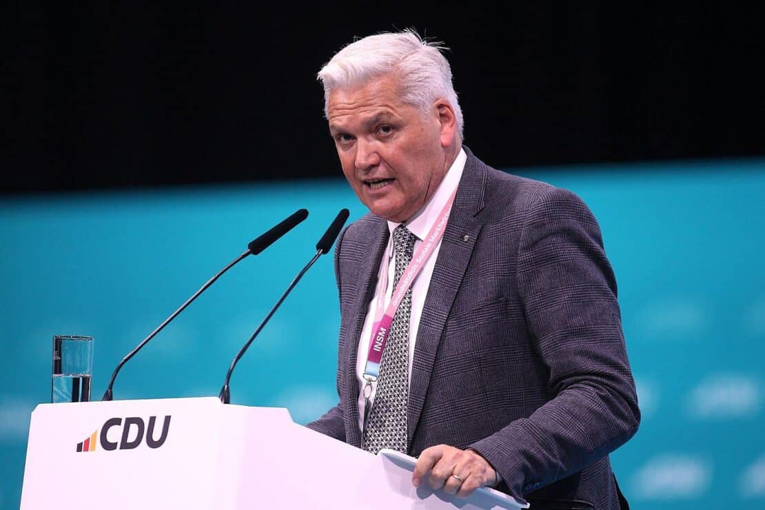 Chef der Senioren-Union kann Sorgen der Jungen nachvollziehen