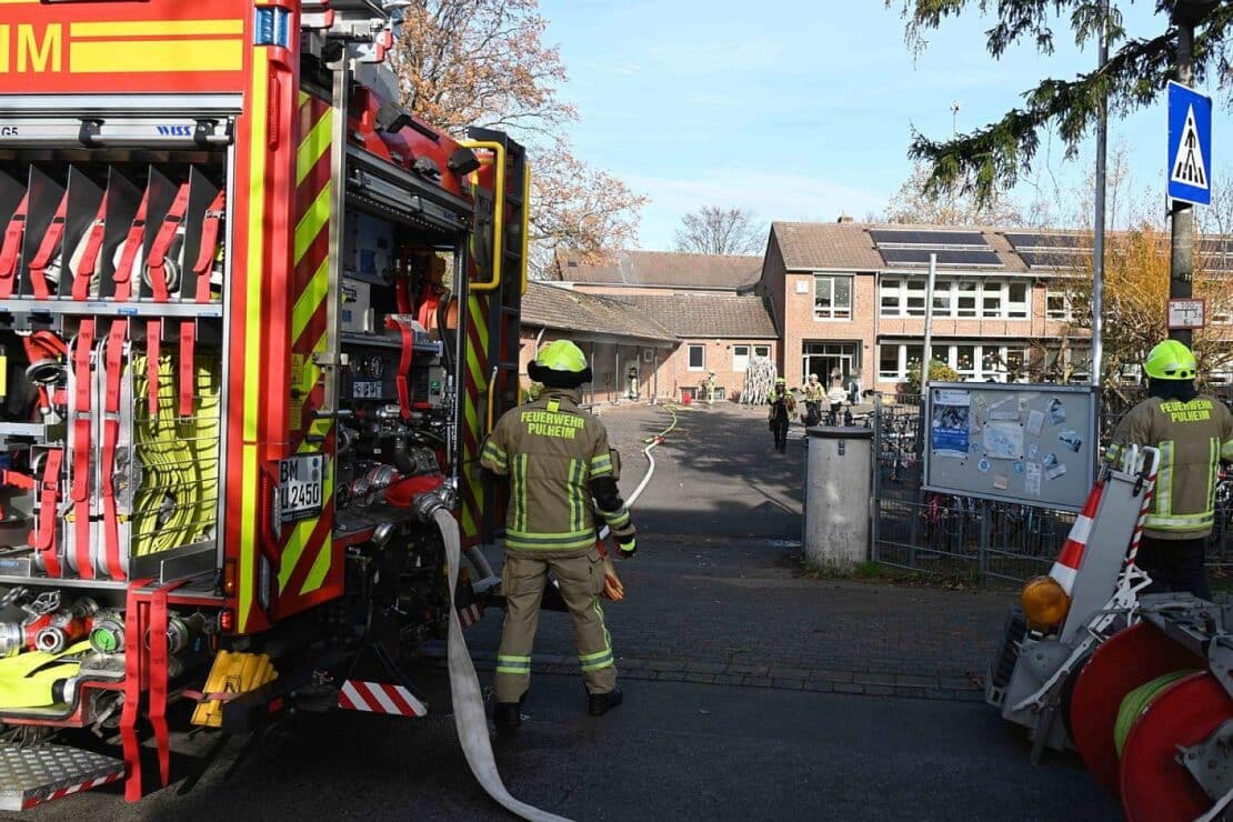 Feuer in Pulheimer Schule gelöscht