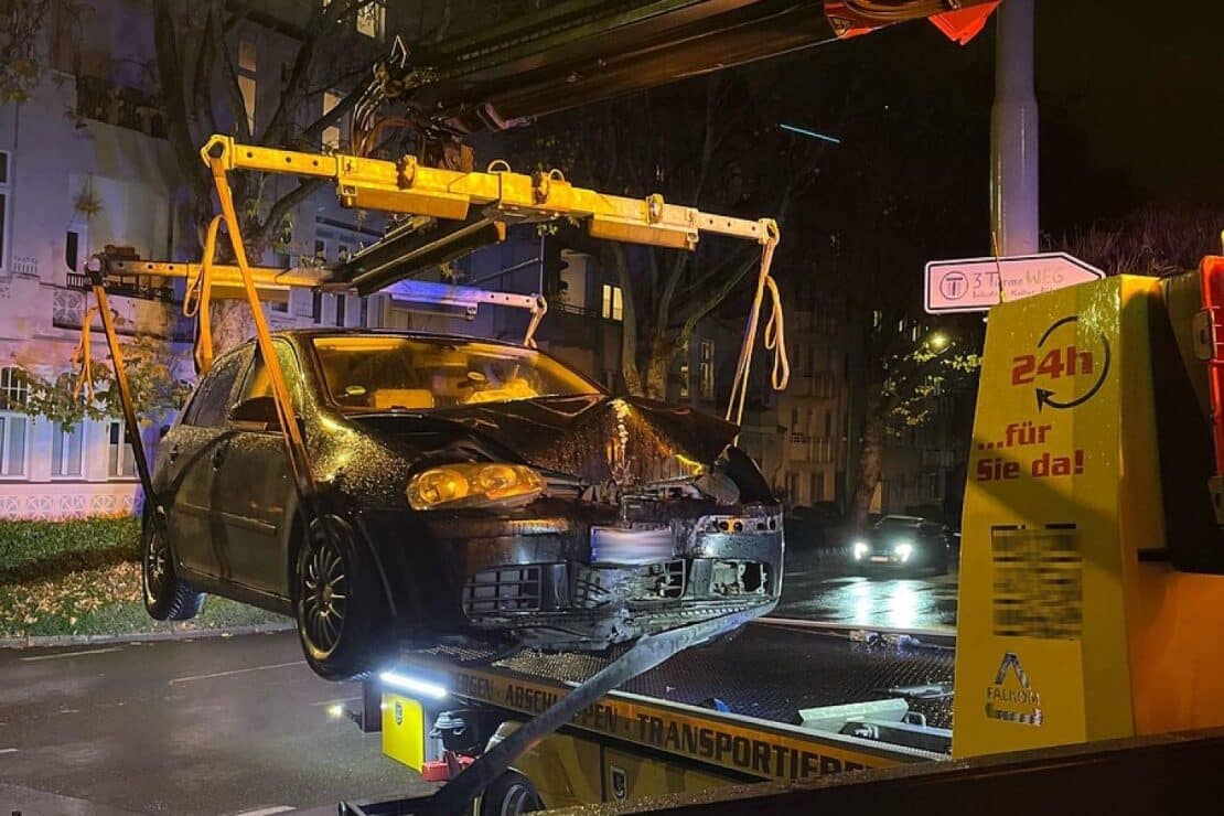 Jugendlicher verursacht Verkehrsunfall in Hagen-Wehringhausen