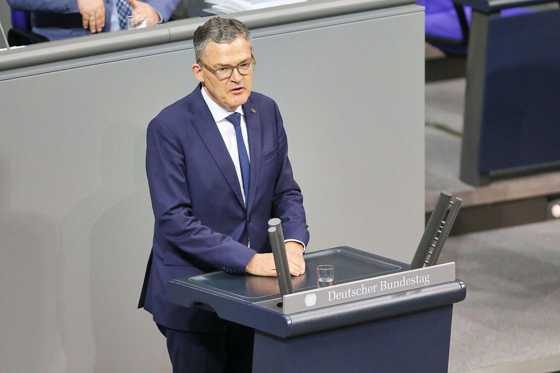 Kiesewetter nennt US-Friedensinitiative "Kapitulationsplan"
