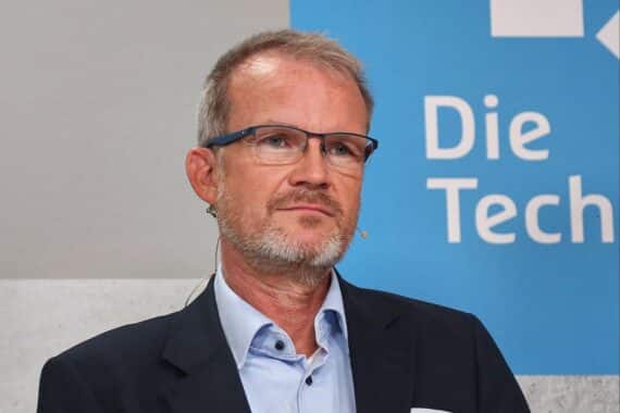 Jens Baas äußert Besorgnis über gescheitertes Sparpaket für Krankenkassenbeiträge in Berlin.