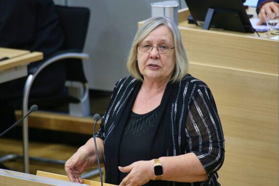 Schulsozialarbeiter diskutieren über Struktur und Finanzierung der Schulsozialarbeit in Sachsen-Anhalt.