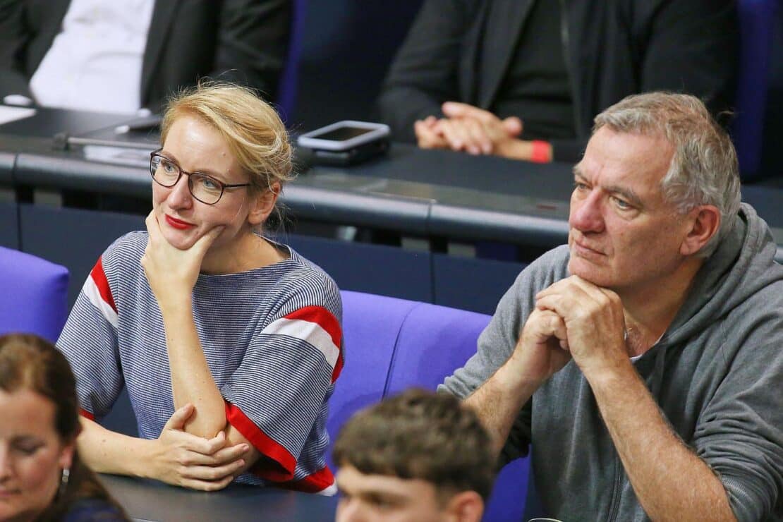 Linken-Chefs wollen Kriegsdienstverweigerern helfen