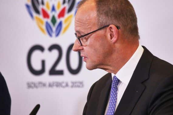 Friedrich Merz spricht beim G20-Gipfel über Rentenreform und Koalitionsverhandlungen.