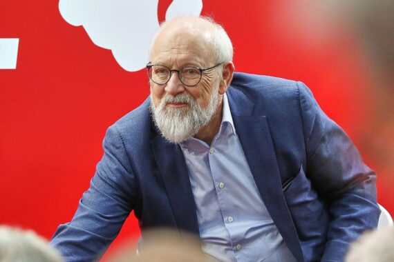 Herfried Münkler diskutiert Geheimdienste, russische Bedrohungen und notwendige politische Veränderungen in Deutschland.