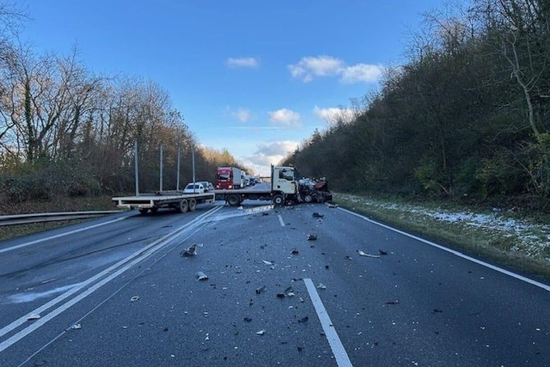 Schwerer Unfall auf B 10 bei Annweiler