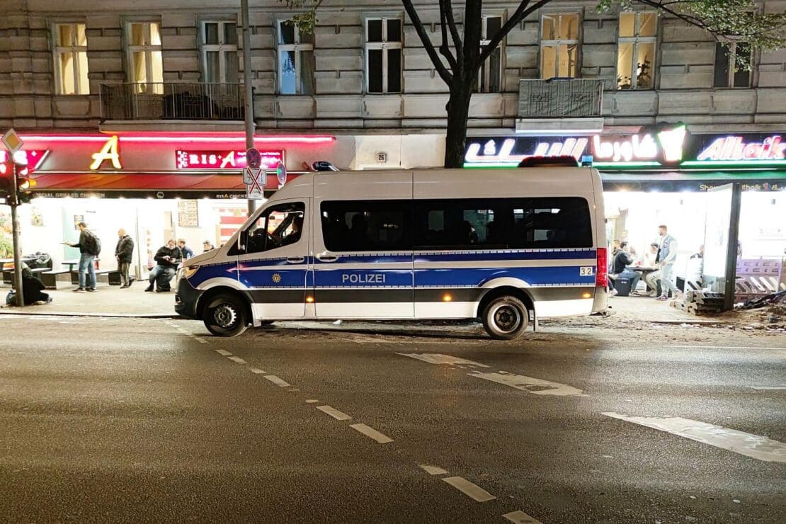 Sprengstoffexplosion vor Berliner Krankenhaus