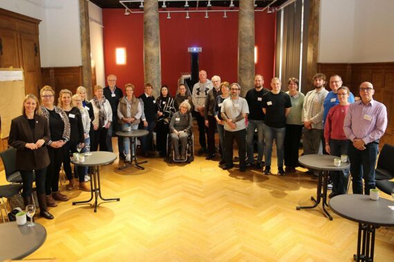 Bürgermeisterin begrüßt Bürger:innenrat zur Förderung kommunaler Teilnahme und gelebter Demokratie in Moers.