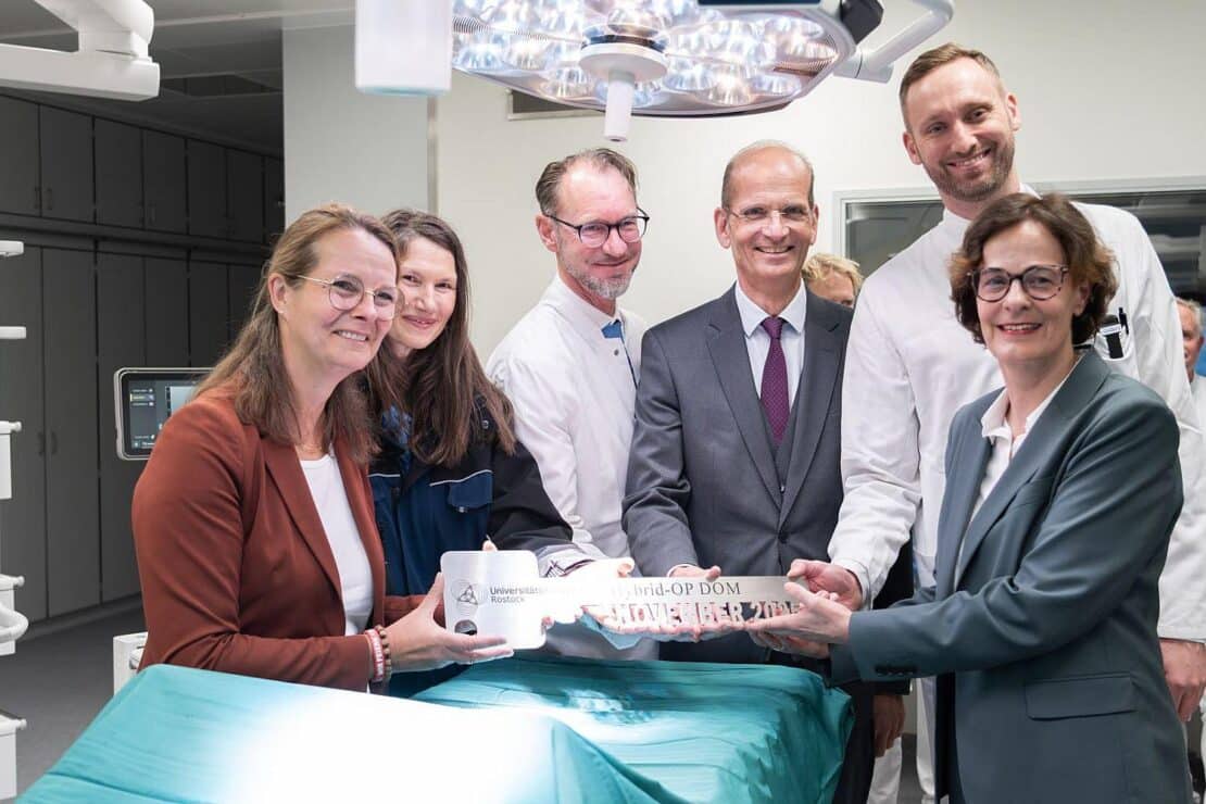 Universitätsmedizin Rostock eröffnet modernen Hybrid-Operationssaal