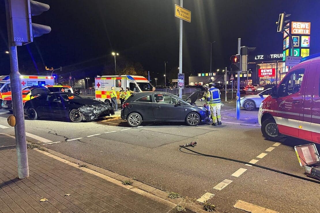 Verkehrsunfall in Weinheim führt zu Straßensperrung