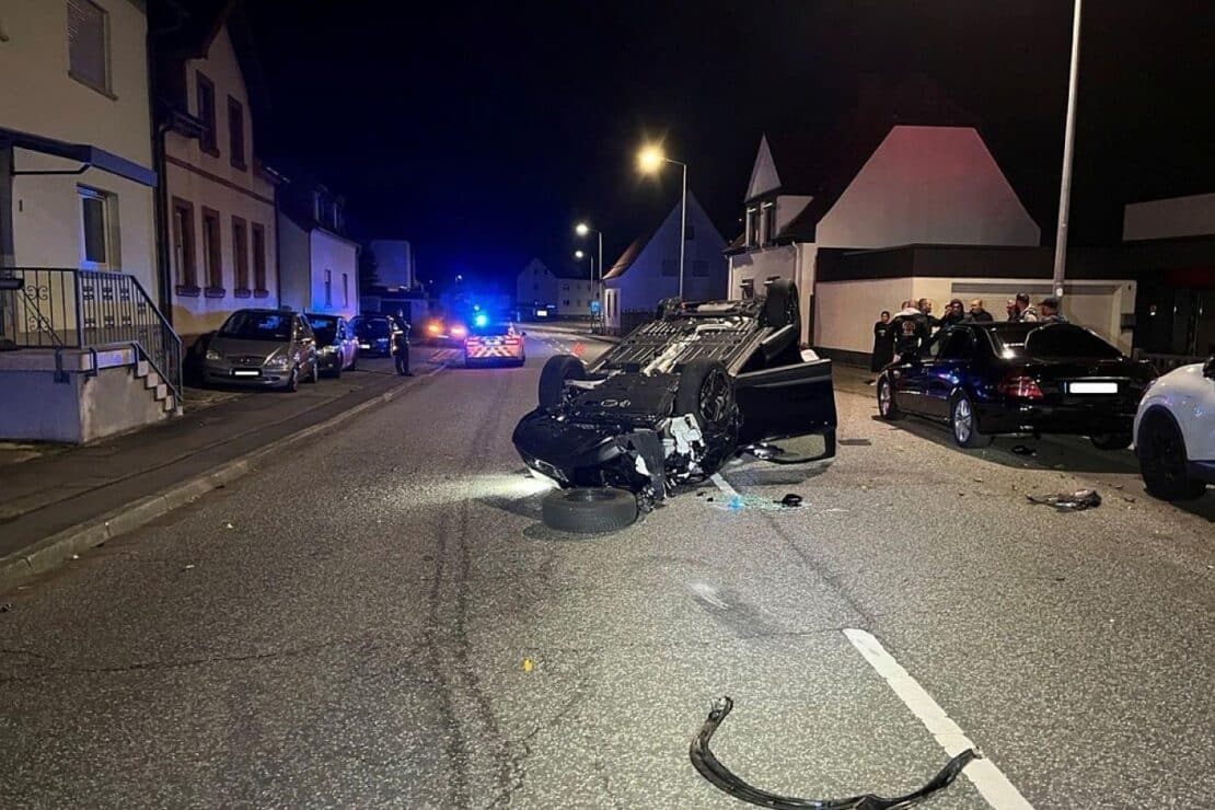Verkehrsunfall mit Überschlag in Bruchmühlbach-Miesau
