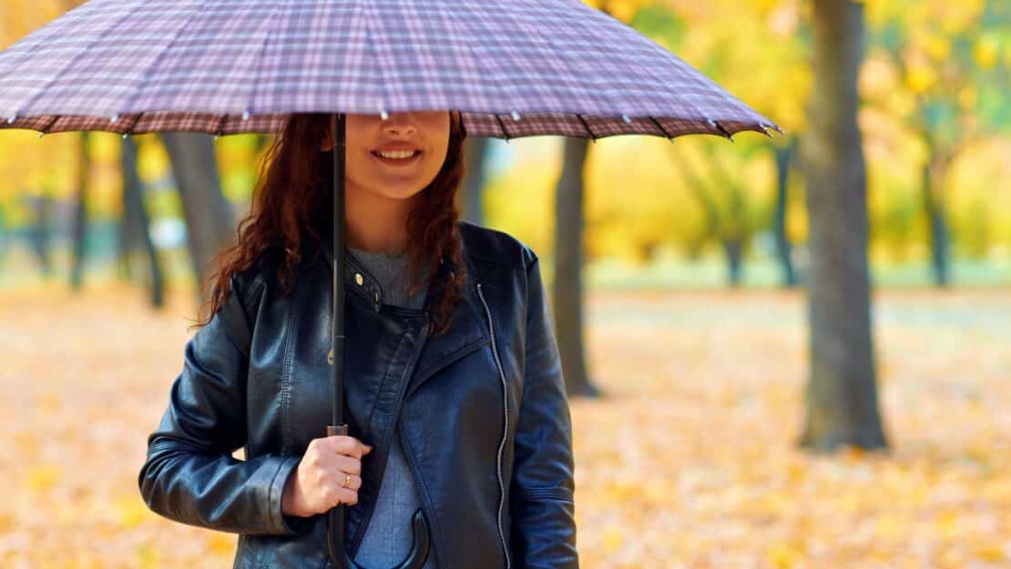 Warum Regenjacken für den Herbst ideal sind