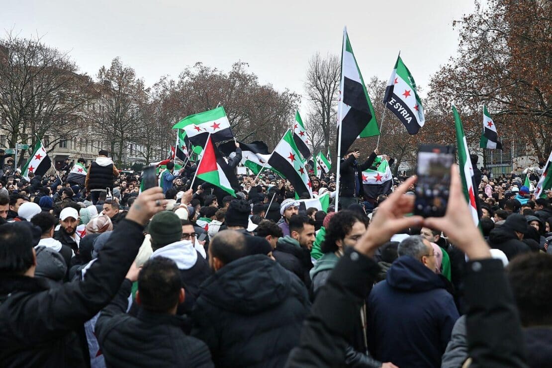 Zuzüge von Syrern nach Assad-Sturz halbiert