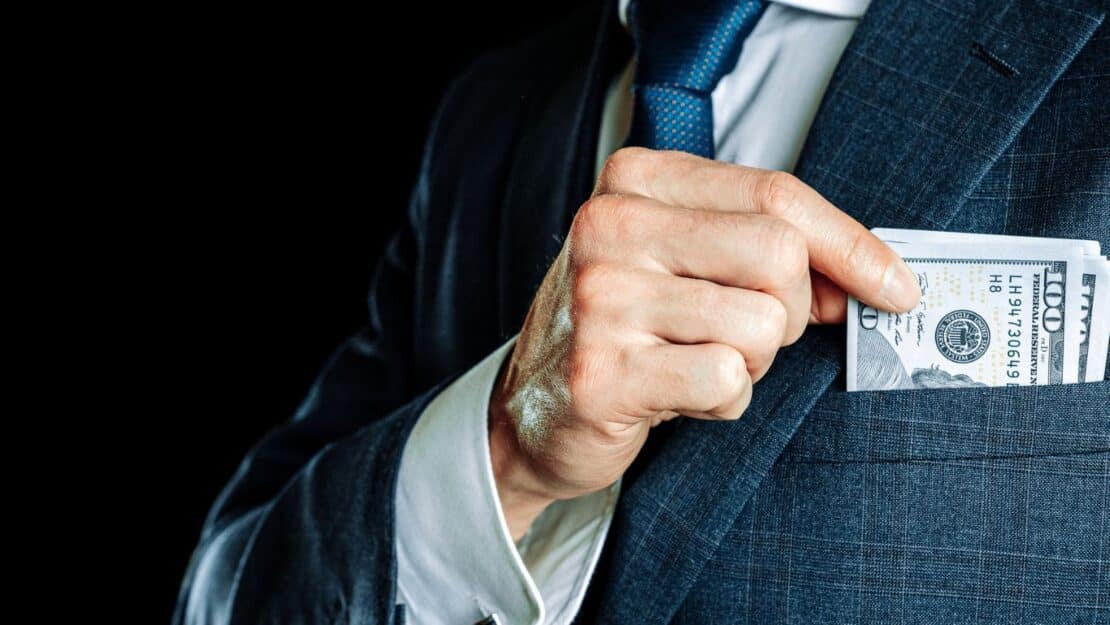 Zwischen Macht, Gier und Schweigen: Was wirklich hinter Wirtschaftskriminalität steckt