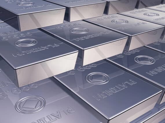 Platinbarren mit spiegelnden Oberflächen