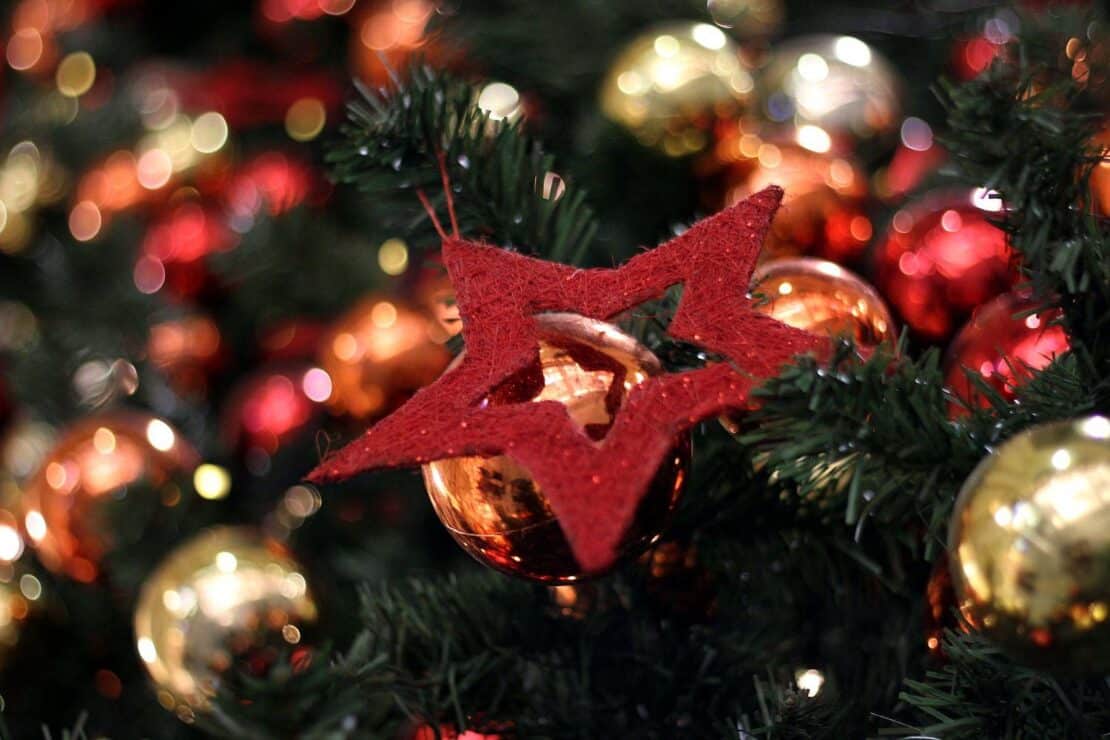 Deutsche geben rund 500 Euro für Weihnachtsgeschenke aus