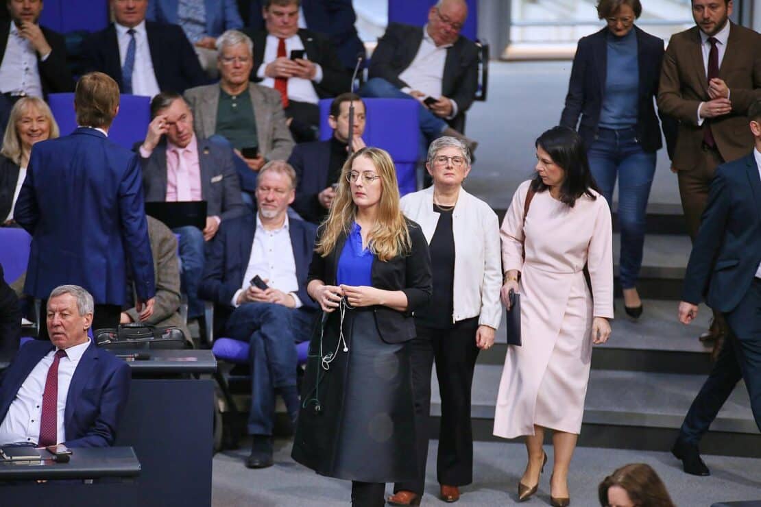 Dröge wirft AfD Provokationen und "Selbstmitleid" vor