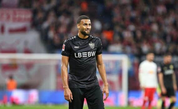 Stuttgarter Spieler jubeln nach dem 4:1-Sieg gegen Maccabi Tel Aviv in der Europa League.