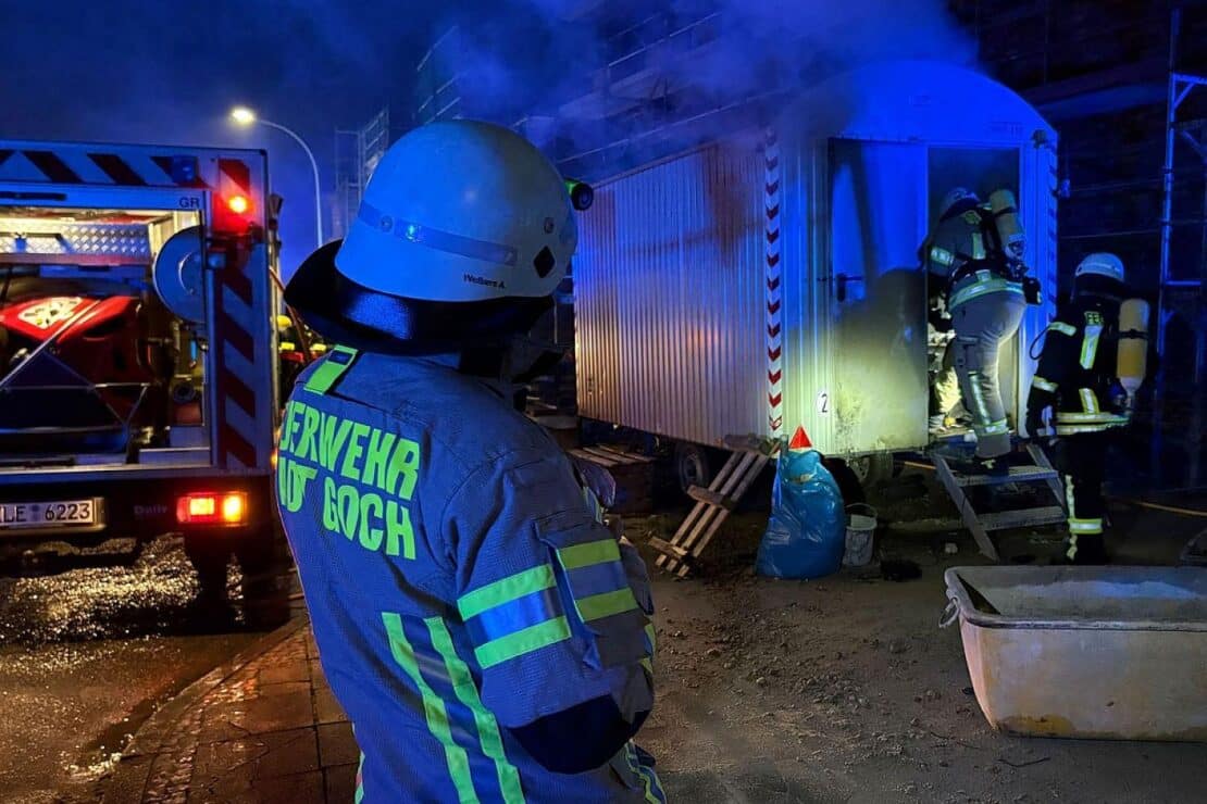 Feuer in Gocher Bauwagen durch defekten Akku