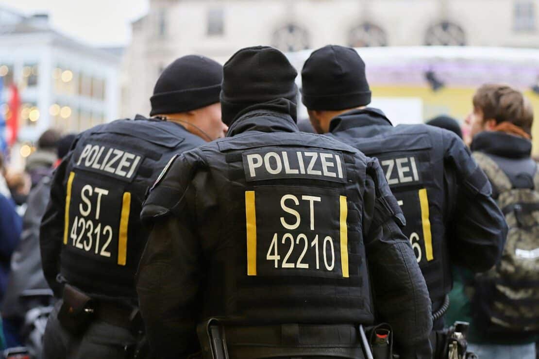 Gewalttaten gegen Einsatzkräfte weiter auf hohem Niveau