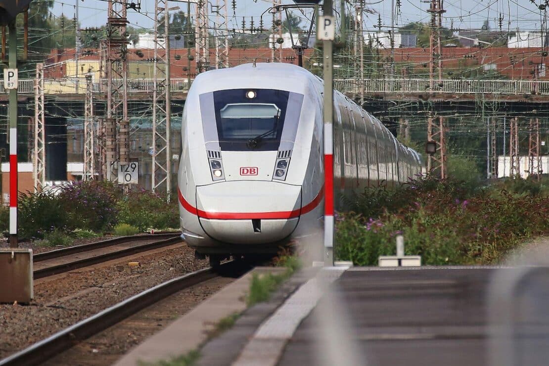 Grüne fordern besseren Service von der Bahn
