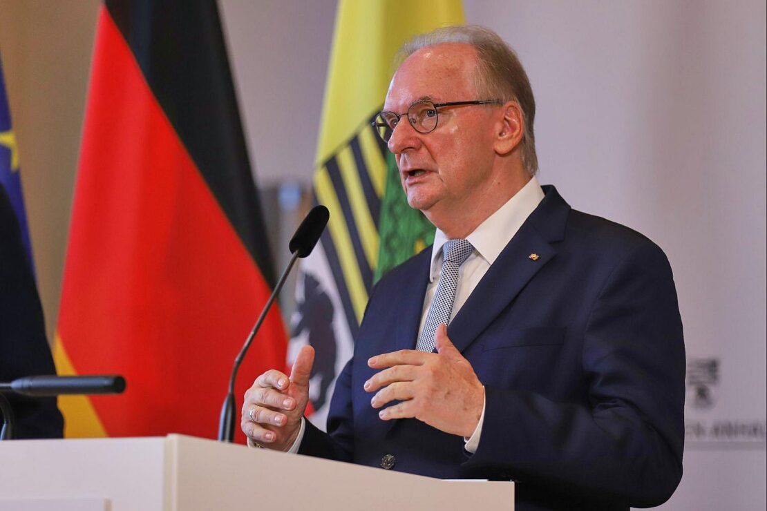 Haseloff ruft in Neujahrsansprache zu Zusammenhalt auf